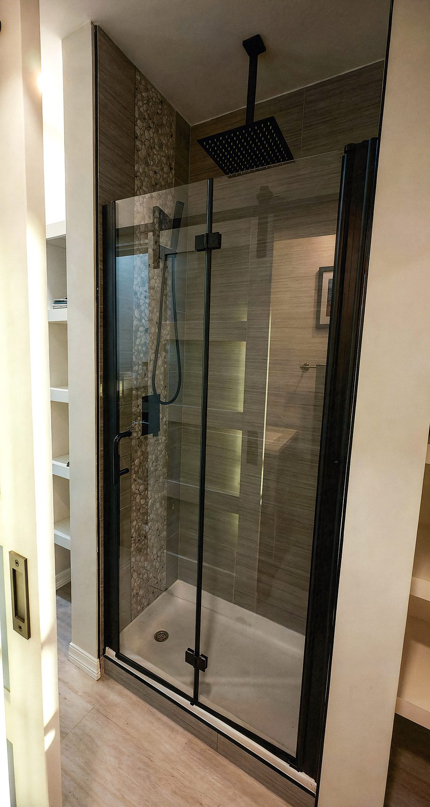 Rainfall shower, glass enclosure, black fixtures